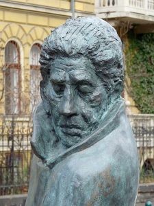 Arthur Koestler Statue Budapest