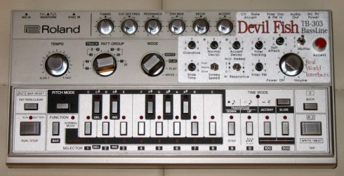 roland-tb-303-devil-fish-34366